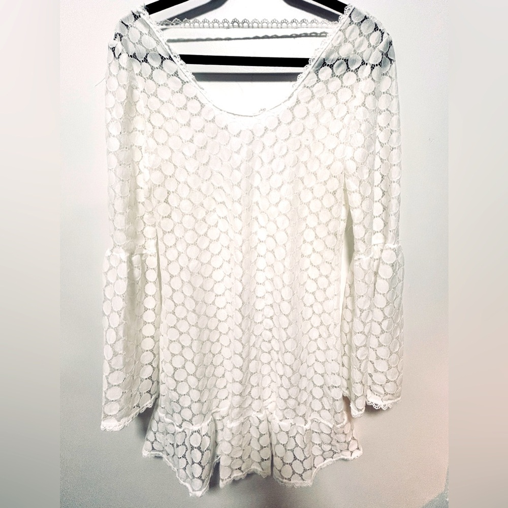 NWOT Stunning White Lace Off Shoulder Scoop Back Bell Sleeves Tunic Coverup  M